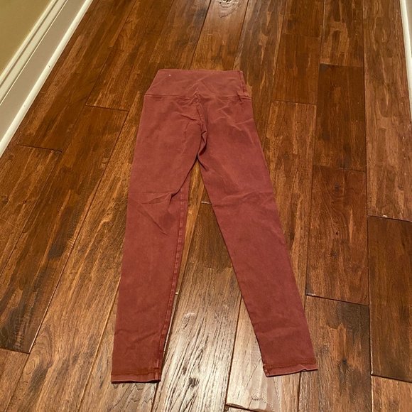 XS Light Red Aerie Leggings - Picture 3 of 3